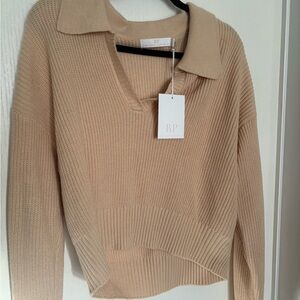 Rachel Parcell V-Neck Sweater in Tan